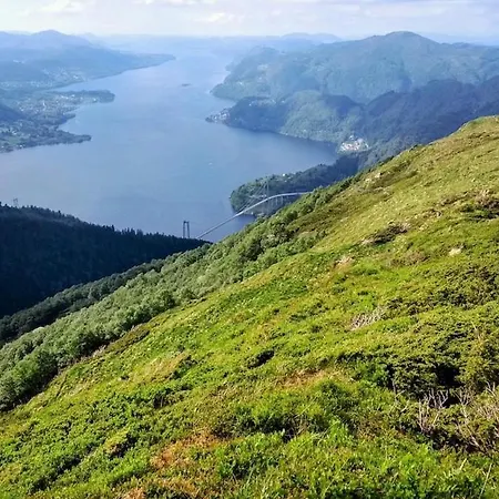 Sofia's House With Fjord View - 30 Min From Bergen