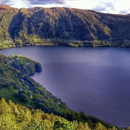 Sofia's House With Fjord View - 30 Min From Bergen